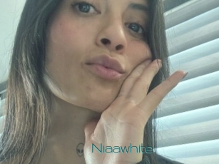 Niaawhite